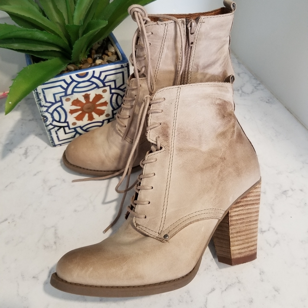 👢ALDO LEATHER ANKLE BOOTIES
